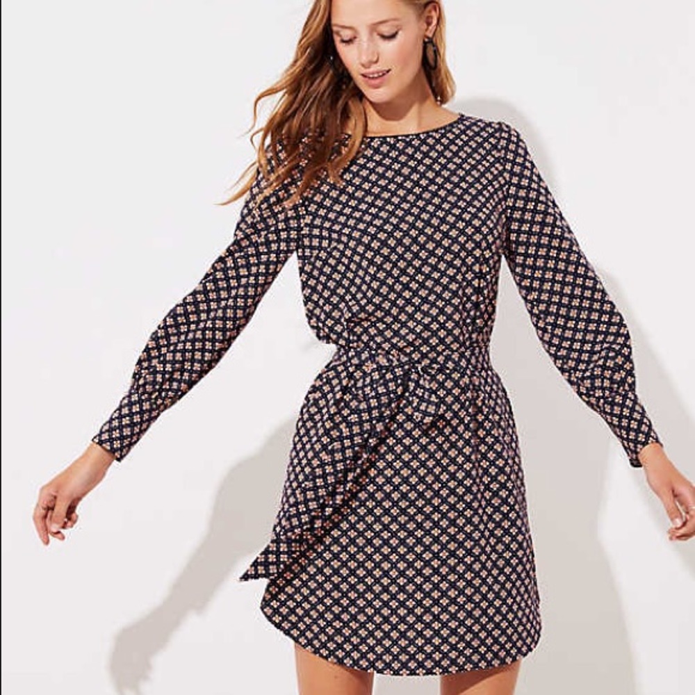 Loft Tie cuff shift dress